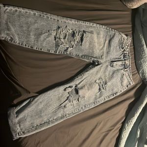 Women ripped mom jeans